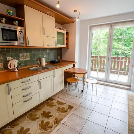 Apart-invest Nieruchomosci Huta Appartement *